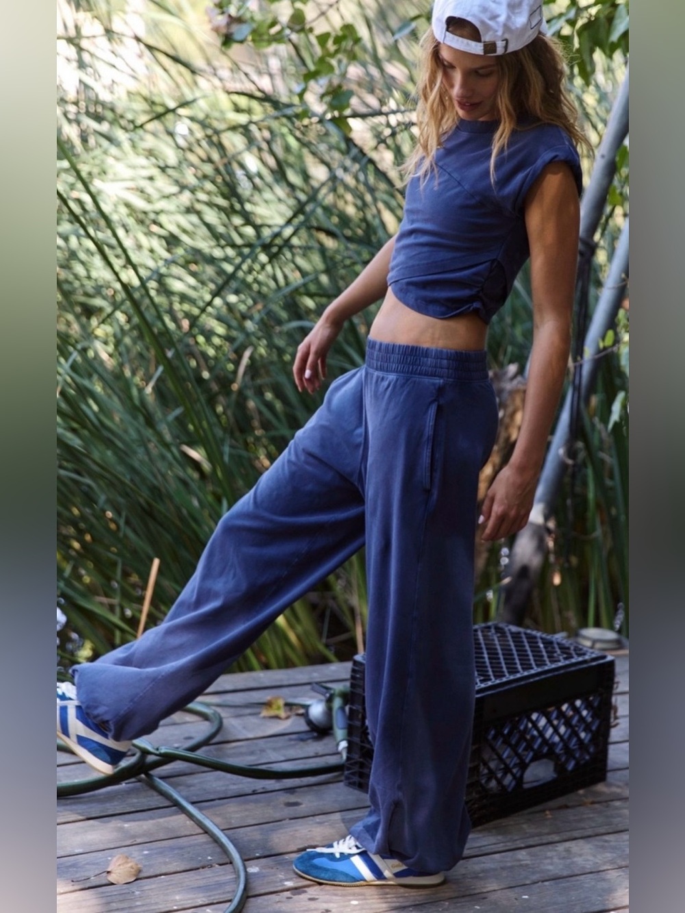 NWOT size XS Free People Movement Crossover set - Picture 3 of 6